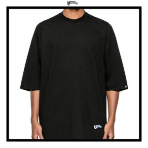 Black oversized tshirt
